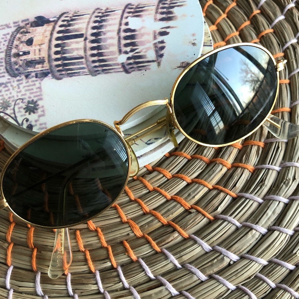 Vintage Bausch & Lomb Ray-Ban Gold Tone Oval Green Shade Sunglasses - Picture 2 of 15